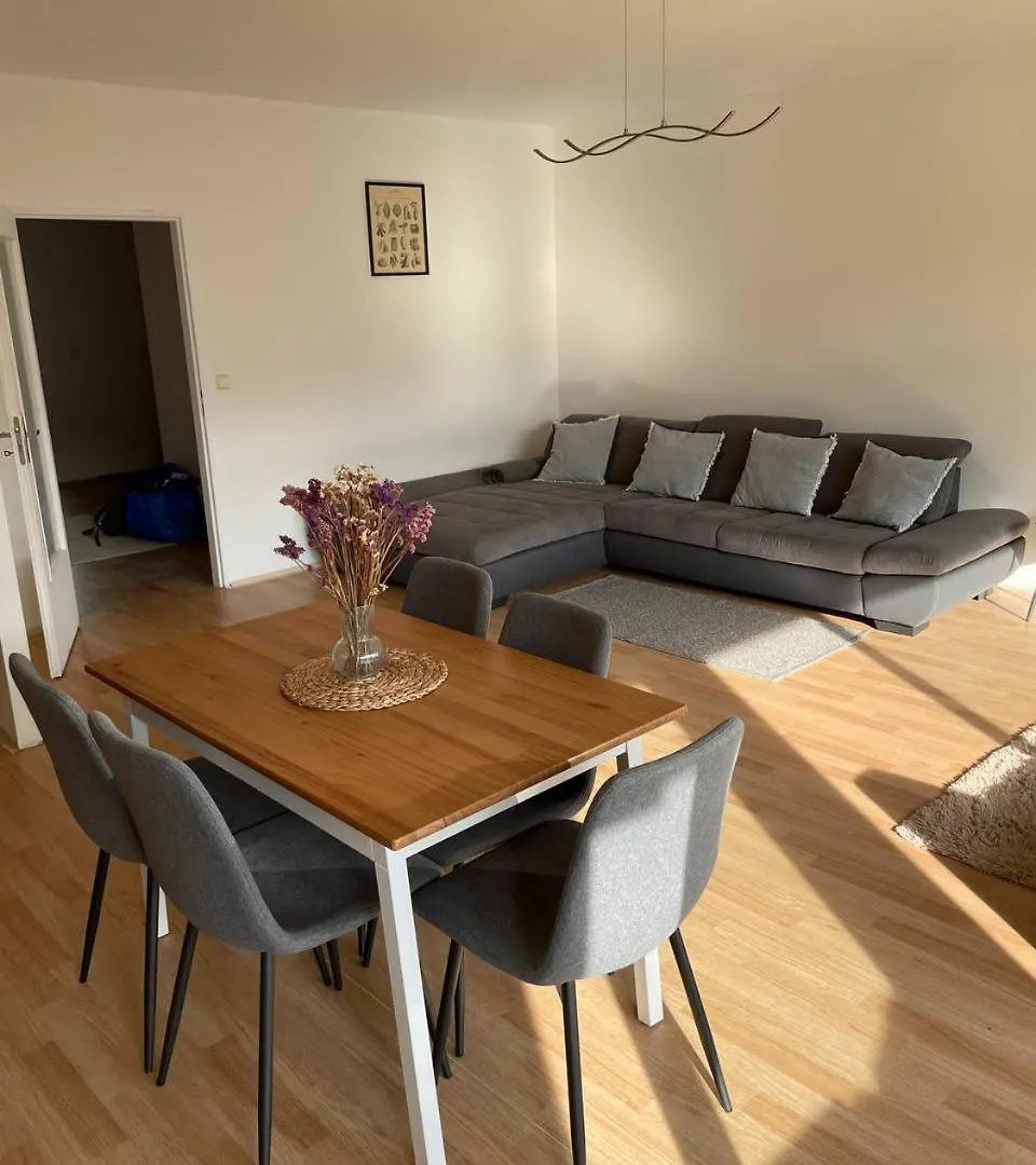 Cozy Bright Apartment Prague